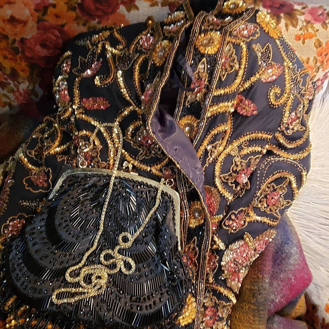 La Regale Women's Beaded Sequin Embroidery Crossbody
