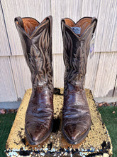 Load image into Gallery viewer, Justin 9201 Vintage Pre-Ban Sea Turtle Cowboy Boots - 8D