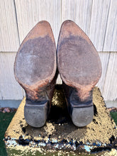 Load image into Gallery viewer, Justin 9201 Vintage Pre-Ban Sea Turtle Cowboy Boots - 8D